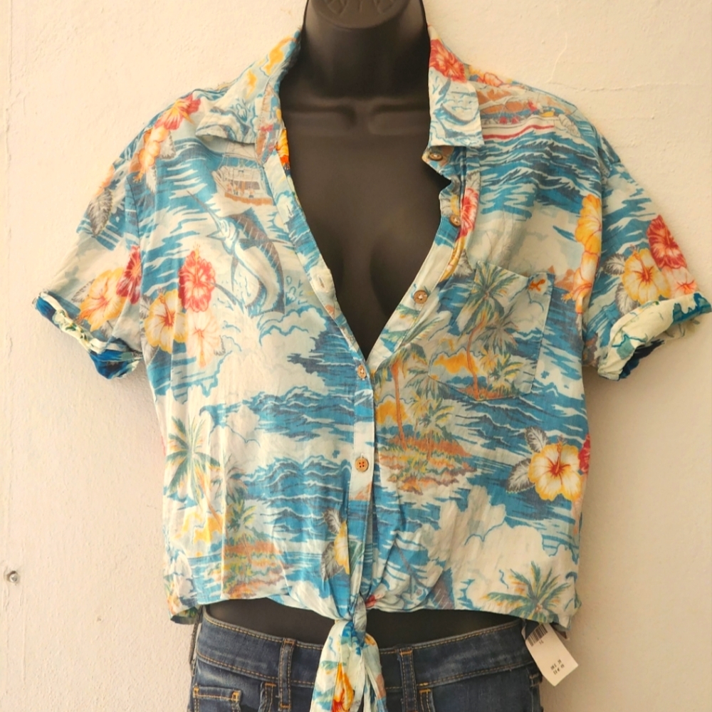 Salt life boat life crop top